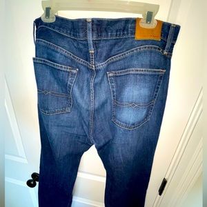 Men’s Lucky Brand 221 Straight Jeans. Size 36x32
